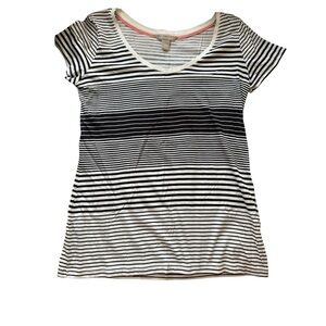 Banana Republic S black and white striped T-shirt NWOT VS0004